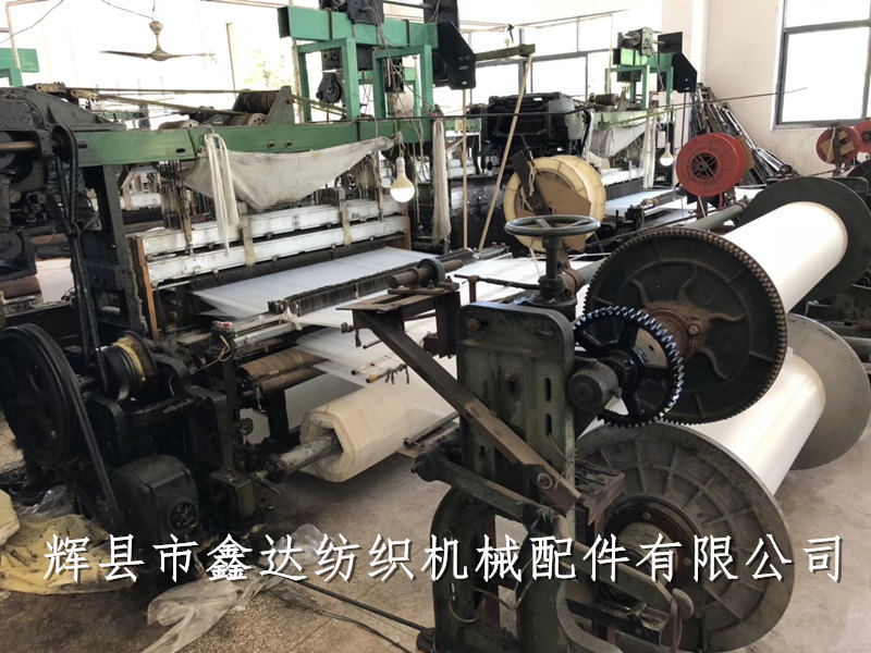 韓絨劍桿織機改裝有梭機